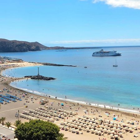 Few Steps From The Beach Hostel In Los Cristianos Arona  Kültér fotó