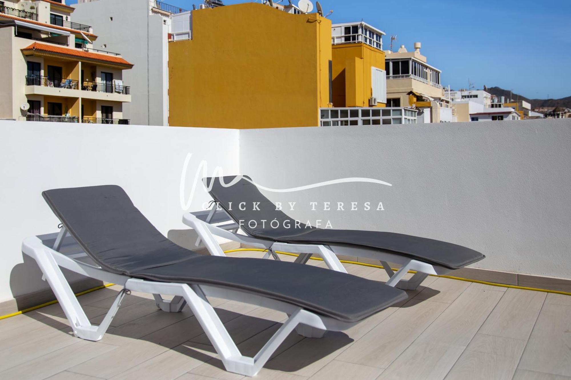 Few Steps From The Beach Hostel In Los Cristianos Arona  Kültér fotó